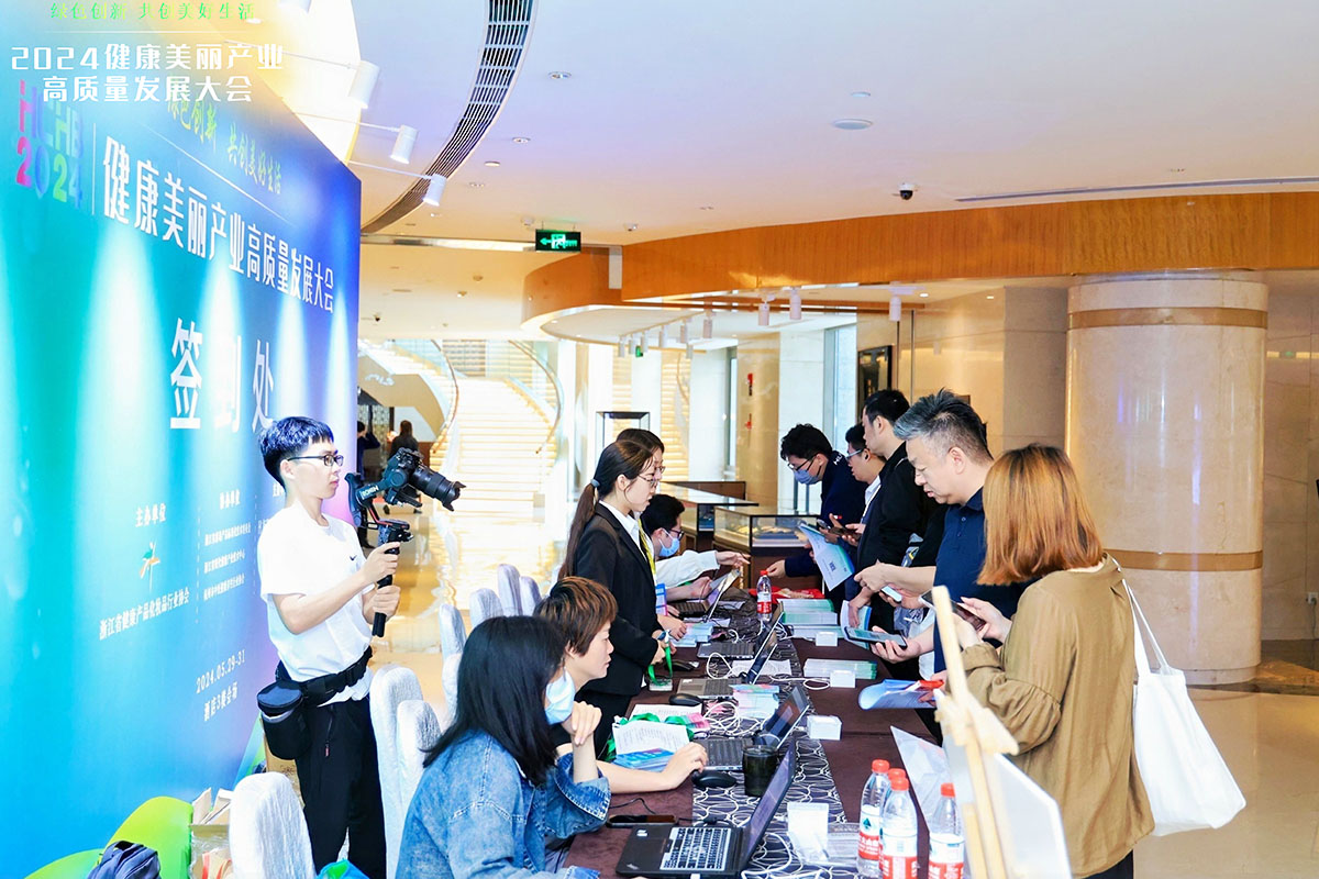 �������̎