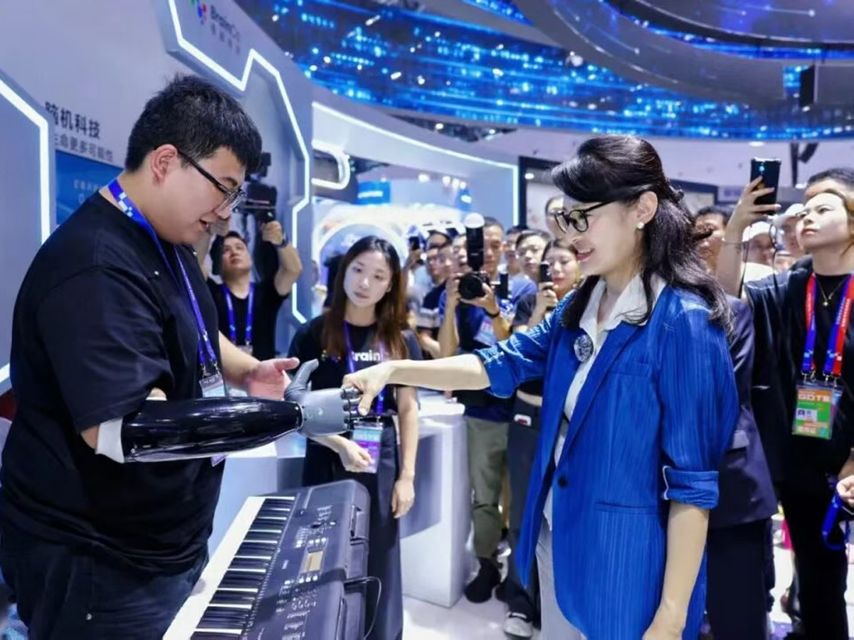 �X�C(j��)�Ƽ��a(ch��n)Ʒչ�^(q��)